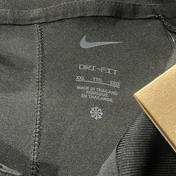 Nike Black and White Performance Polo Shirt new with tags!  Mens XXL - Picture 2 of 5